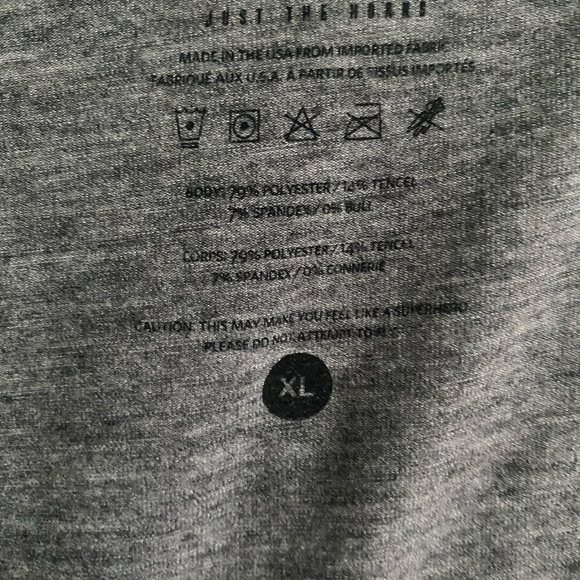 1. Tank top-2  Long sleeve t-shirt Shorts Hat - Picture 6 of 6